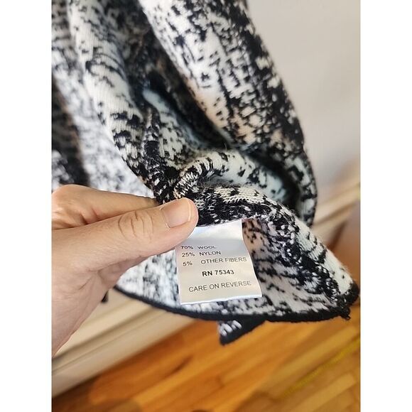 Chiaramente Cardigan Sweater Cape Wool Blend Italy Women's Size Small Black - Picture 5 of 6